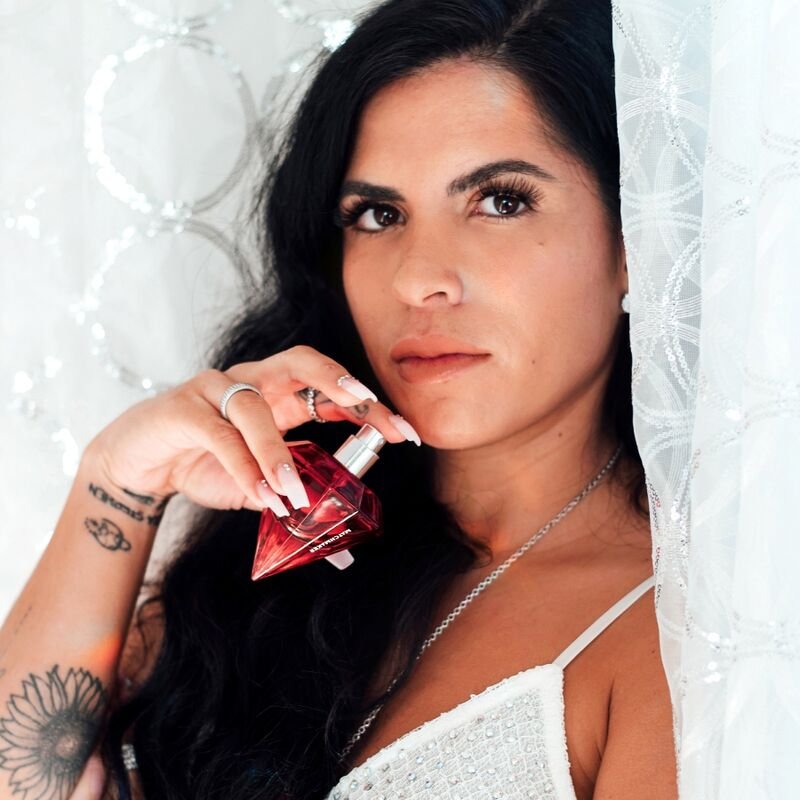 OLHO DE AMOR - MATCHMAKER RED DIAMOND LGBTQ PERFUME FEROMONES PARA ELA 30 ML - Imagem 4