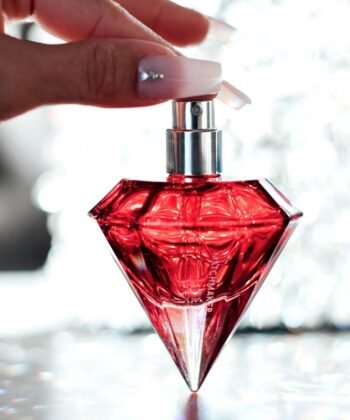 OLHO DE AMOR - MATCHMAKER RED DIAMOND LGBTQ PERFUME FEROMONES PARA ELA 30 ML