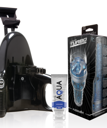 FLESHLIGHT - TURBO THRUST BLUE ICE + LANÇAMENTO UNIVERSAL + LUBRIFICANTE DE QUALIDADE AQUA 50 ML