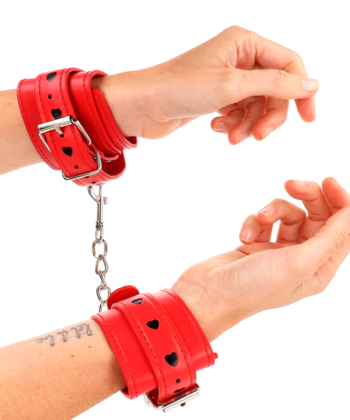 KINK - PULSO VERMELHO COM INSERÇÃO DE CORAÇÃO PRETO AJUSTÁVEL 21-28 CM X 5,5 CM