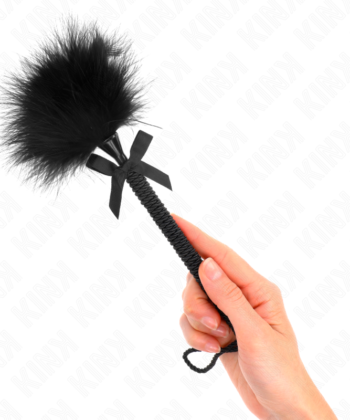 KINK - VARINHA DE CORDA DE NYLON COM PENAS DE CÓCEGAS E LAÇO PRETO 25 CM