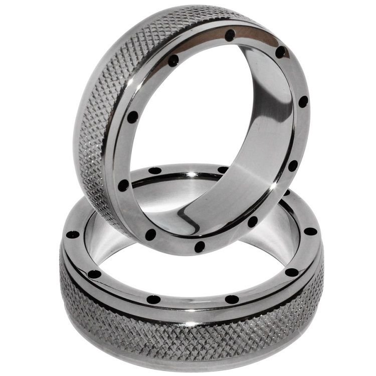METAL HARD - ANEL DE METAL PARA PÉNIS E TESTÍCULOS 40MM - Imagem 2