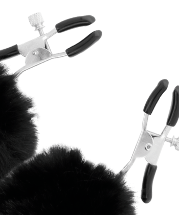 Alternative view of DARKNESS - PINZAS PARA PEZONES CON POMPONES 1