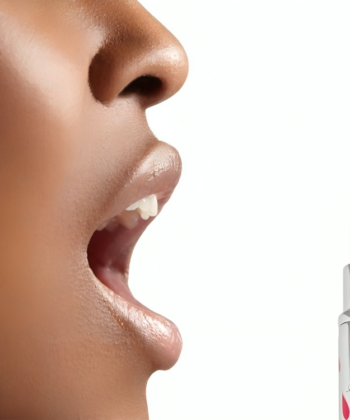 Visão alternativa de SECRETPLAY - SPRAY PARA SEXO ORAL COM SABOR DE MORANGO AZEDO